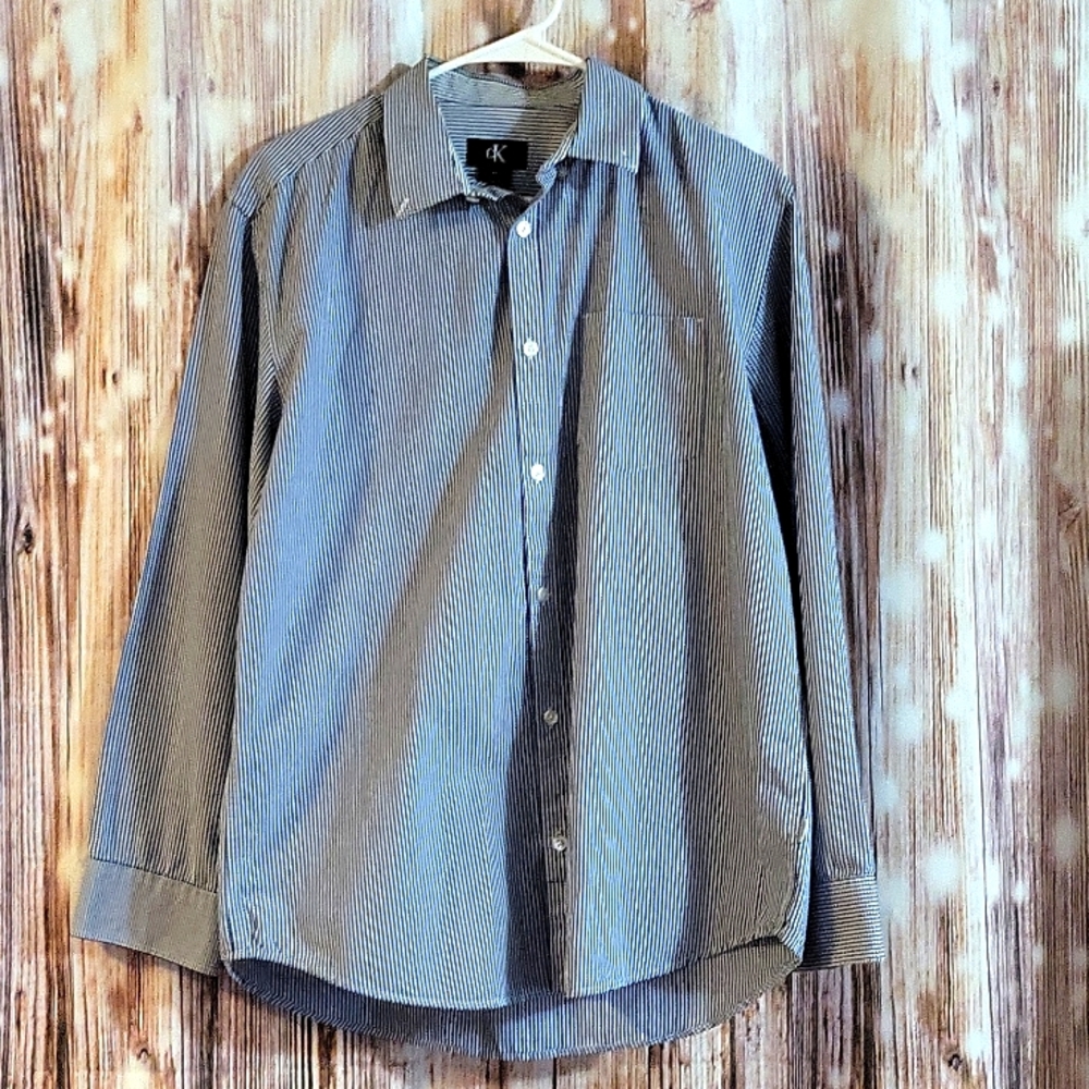 NWOT Calvin Klein Men's Long Sleeve Plaid Dress Shirt Size M
